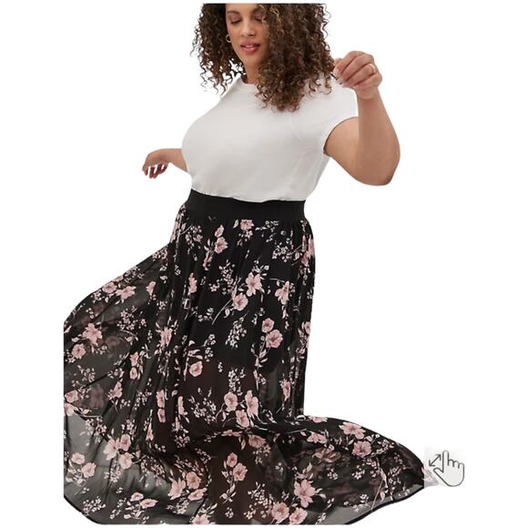 Torrid NWT Maxi Skirt with Undershorts Chiffon Floral Black Pink Size 1X - Picture 2 of 8